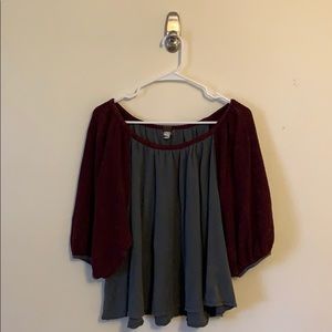 Gray and burgundy swingy top